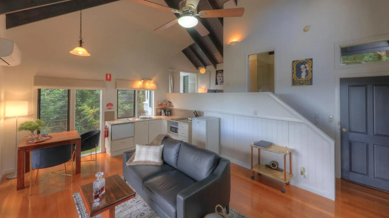 **** Bed & Breakfast Montville Misty View Cottages Australia